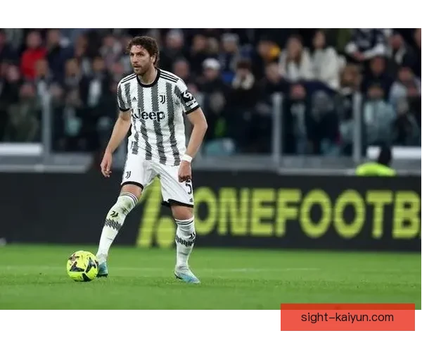 洛卡特利近期表现稳健，技术细节分析揭示其在中场的关键作用。